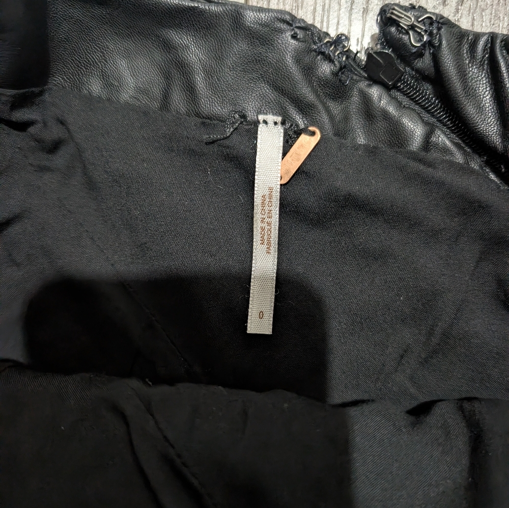 Free People About A Girl Vegan Mini Skirt Black Size 0 - Picture 4 of 11